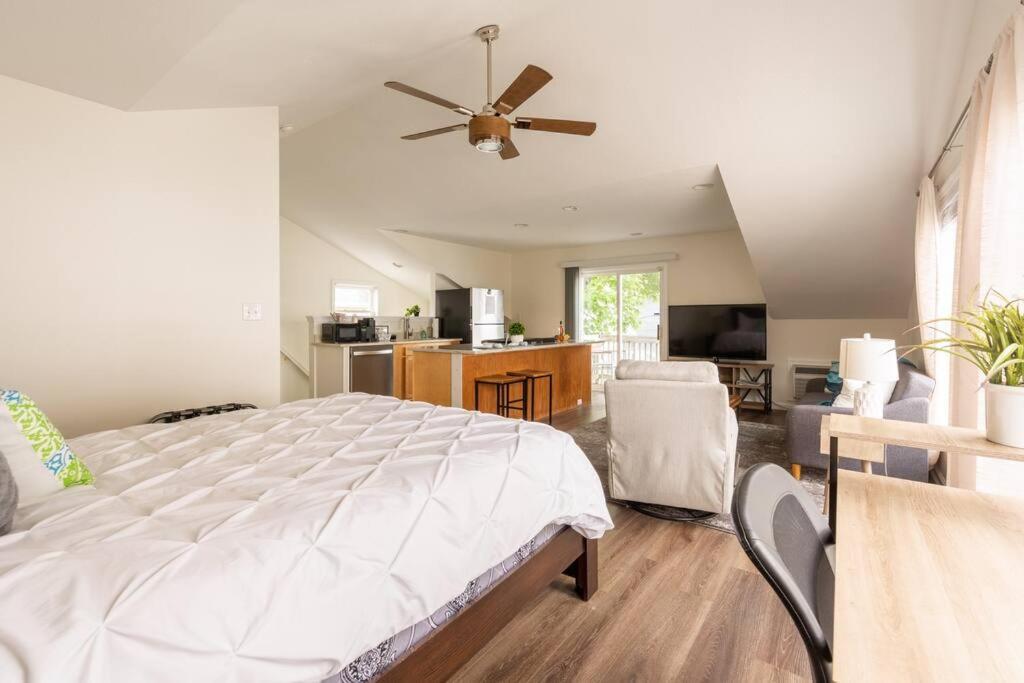 Studio Suite 5 Minutes To Downtown Ινδιανάπολη Εξωτερικό φωτογραφία